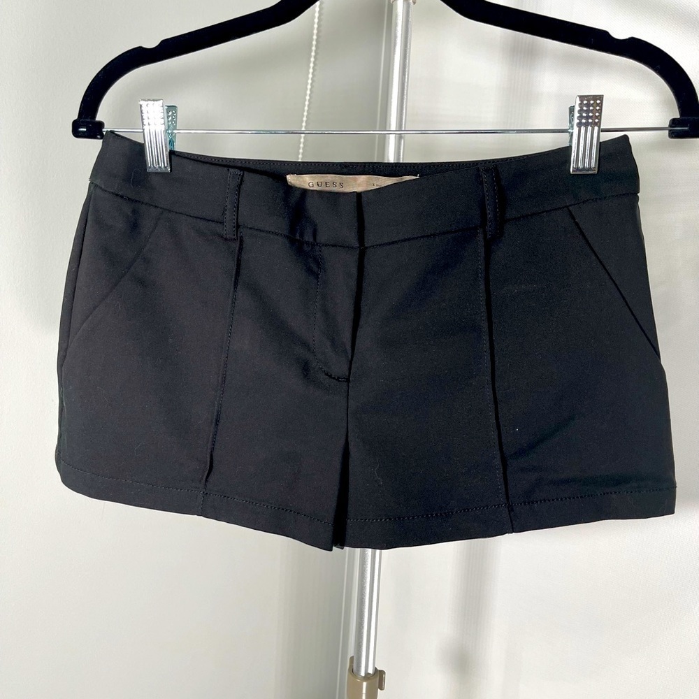GUESS Low Waist Slant Pocket Shorts - Picture 4 of 8